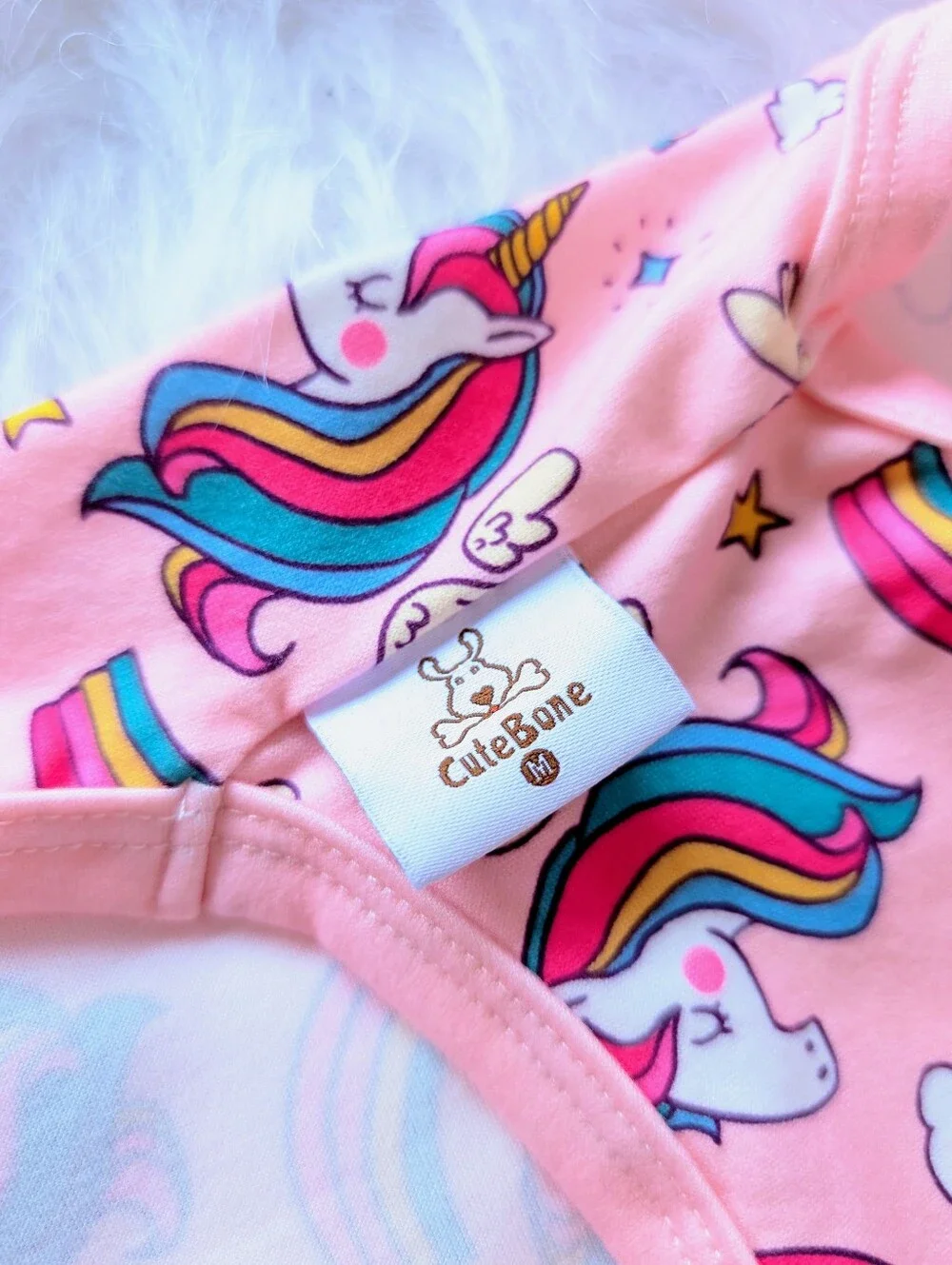 Cutebone Dog Tee, Rainbows, Unicorns, New, Medium, Pink Multi-Color